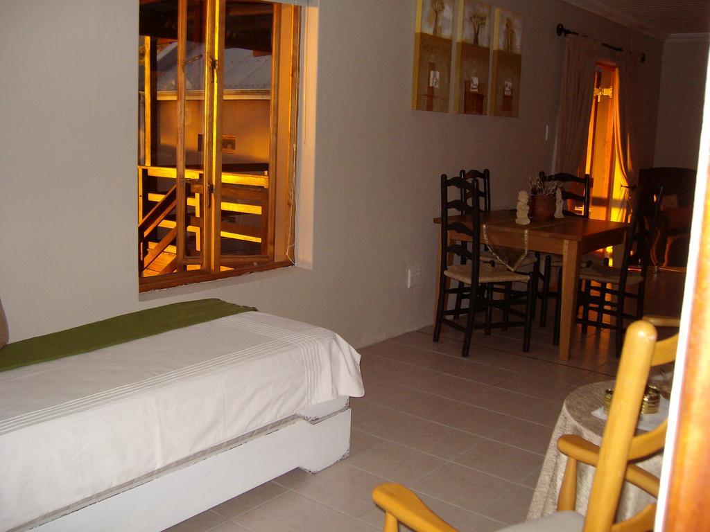 The Upper Deck Apartment Swellendam Dış mekan fotoğraf